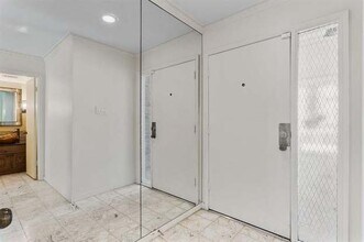 1417 Welch St in Houston, TX - Building Photo - Building Photo