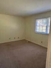 2811 Bleeker Sq in Winston-Salem, NC - Building Photo - Building Photo