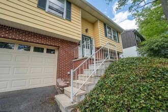 277 Randolph Rd in Morgantown, WV - Building Photo - Building Photo