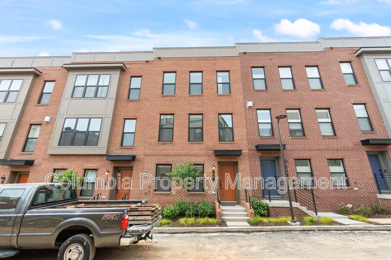 14 Mural Walk NE in Washington, DC - Building Photo