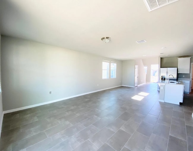 573 Sun Warbler Wy in St. Cloud, FL - Building Photo - Building Photo