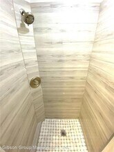 1605 E Broward Blvd in Fort Lauderdale, FL - Building Photo - Building Photo