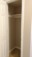 2607 Verity Ln in Mandan, ND - Building Photo - Building Photo