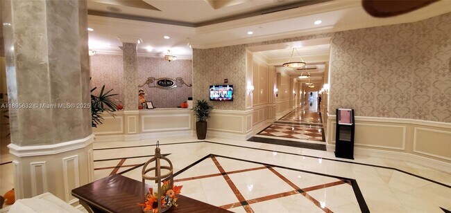 16102 Emerald Estates Dr in Weston, FL - Building Photo - Building Photo