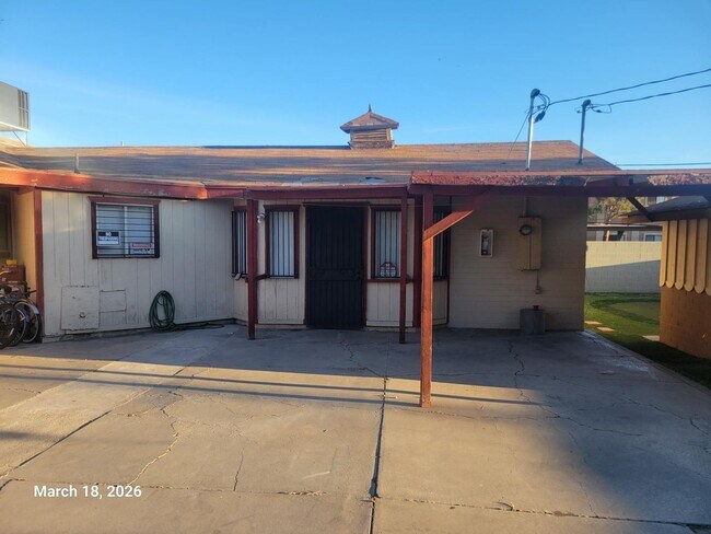 property at 3012 S Mountain Vista St