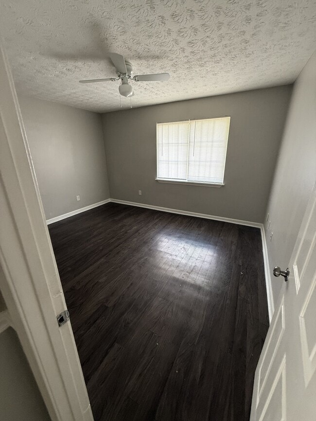property at 1425 Joseph E. Boone Blvd NW