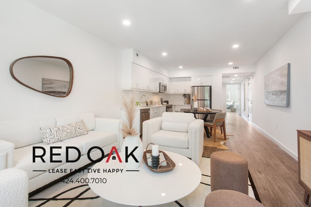 1011-1013 Everett St in Los Angeles, CA - Building Photo