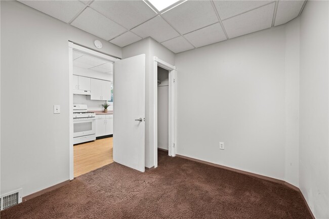 property at 142 W Ferry St