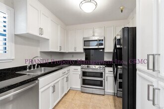 130 Oriole Cir in Novato, CA - Building Photo - Building Photo