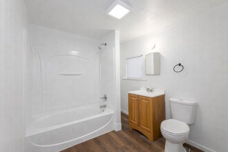 1825 S Topeka Ave in Wichita, KS - Building Photo - Building Photo