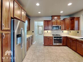 3532 Silverwood Rd in West Sacramento, CA - Building Photo - Building Photo