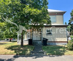 401 E Sumach St in Walla Walla, WA - Building Photo