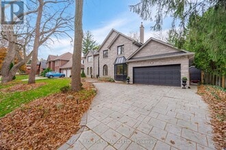 168 Lovers Ln in Hamilton, ON - Building Photo - Building Photo