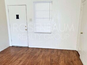 1713 N Village Dr in Tucson, AZ - Building Photo - Building Photo