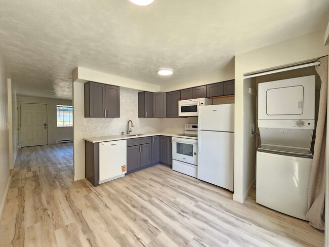 1105-1109 W 14th Ave in Spokane, WA - Building Photo - Building Photo