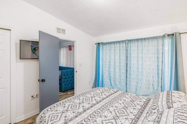 property at 2301 Carlton Dr