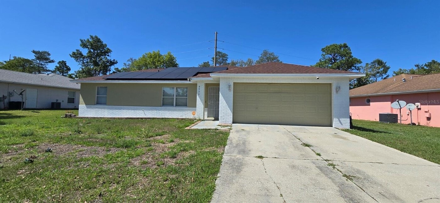 4755 SW 151st Pl in Ocala, FL - Building Photo