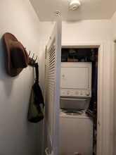 640 W 4th St, Unit 107 in Long Beach, CA - Foto de edificio - Building Photo