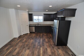 14427 S Abbey Bend Ln in Herriman, UT - Building Photo - Building Photo