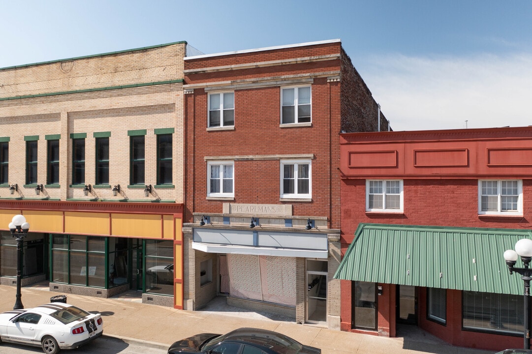 628 Midland Ave in Midland, PA - Building Photo