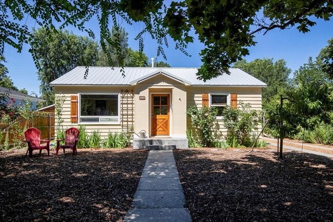 property at 2015 N 29th St