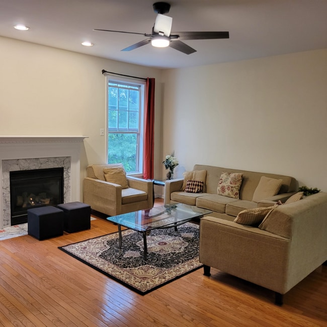 property at 586 Brittany Cir
