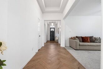 11918 Autumn Leaf Dr in Mont Belvieu, TX - Building Photo - Building Photo