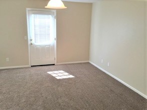 12 Willow Lakes Dr in Savannah, GA - Building Photo - Building Photo