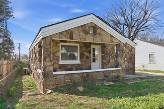 1440 E Locust St in Springfield, MO - Building Photo - Building Photo