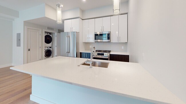 122 Highland Rd, Unit 101 in Somerville, MA - Building Photo - Building Photo
