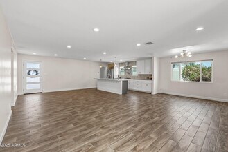 5247 N 8th Pl in Phoenix, AZ - Building Photo - Building Photo