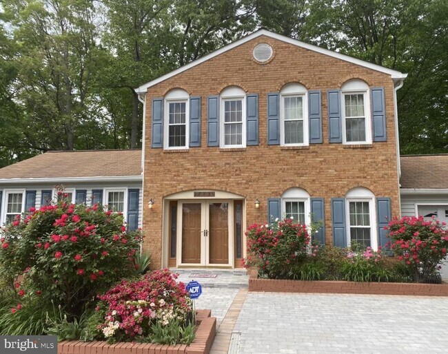7801 Cliffside Ct in Springfield, VA - Building Photo - Building Photo