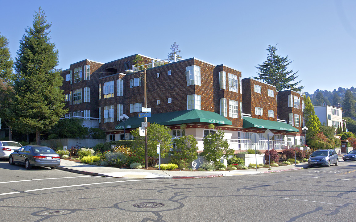 1385 Shattuck Ave in Berkeley, CA - Foto de edificio