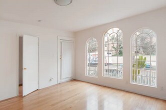 3613 4th W St, Unit 3613 in Los Angeles, CA - Building Photo - Building Photo