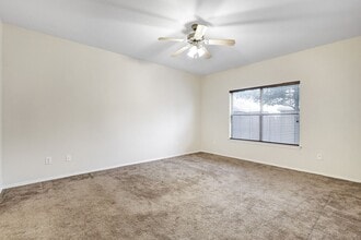 10410 Weser Ln in Helotes, TX - Building Photo - Building Photo