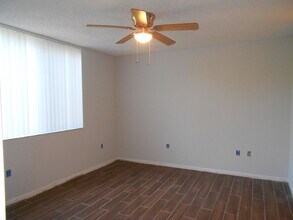 300 Scotia Dr in Hypoluxo, FL - Building Photo - Building Photo