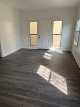 2815 1/4 S Norton Ave, Unit 2815 S Norton Ave in Los Angeles, CA - Building Photo - Building Photo