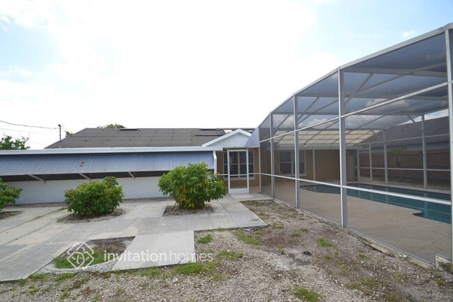 178 Hedgewood Ave in Deltona, FL - Foto de edificio - Building Photo