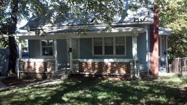 property at 11318 E Park St