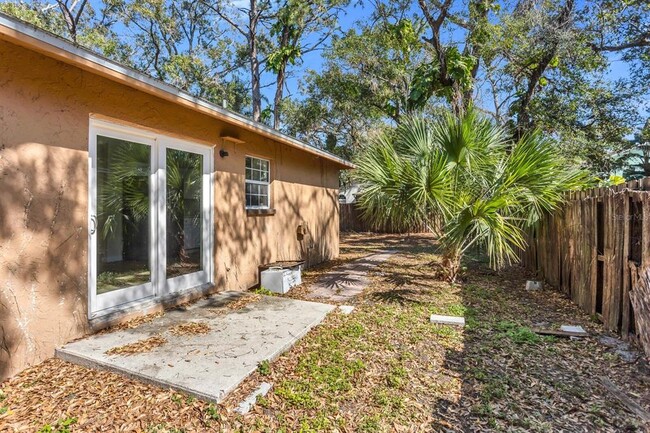 14717 Sunset St in Clearwater, FL - Building Photo - Building Photo