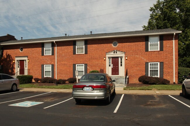 Mt. Vernon in Louisville, KY - Foto de edificio - Building Photo