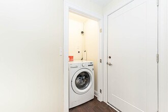 48 Caldwell Rd in Waltham, MA - Building Photo - Building Photo