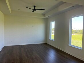 1817 Wes Milligan Ln in Columbia, MO - Foto de edificio - Building Photo