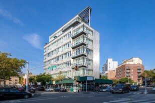 One Vernon Jackson in Long Island City, NY - Building Photo