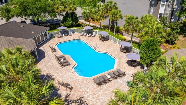 The Enclave at Huntington Woods