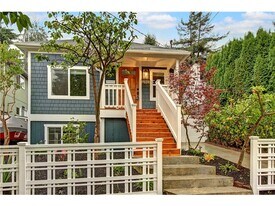7029 23rd Ave NE in Seattle, WA - Building Photo