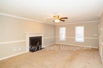 1109 Balmoral Dr in Cary, NC - Building Photo - Building Photo