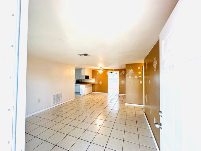 3545 Holiday Lake Dr in Holiday, FL - Building Photo - Building Photo