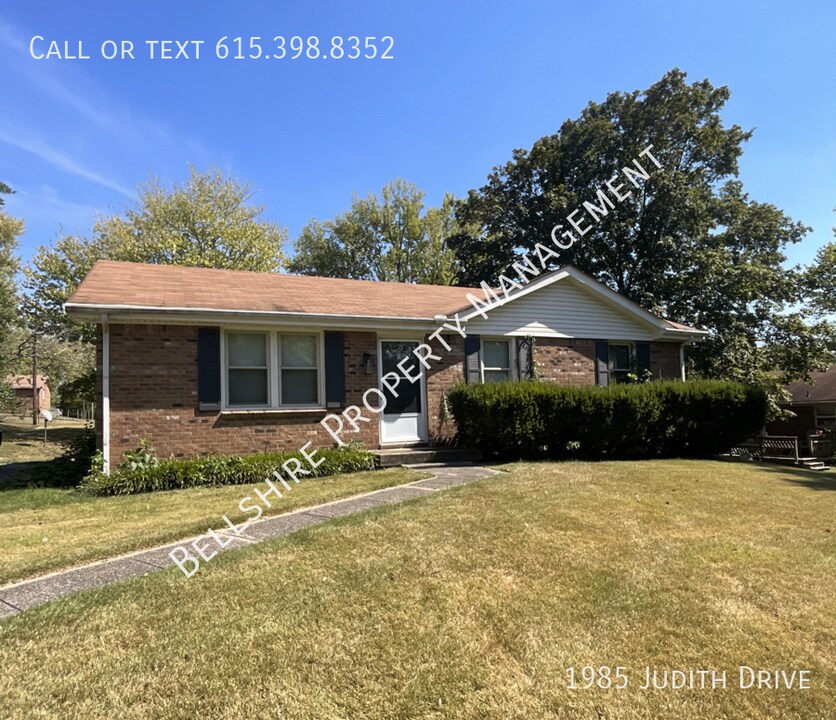 1985 Judith Dr in Clarksville, TN - Building Photo