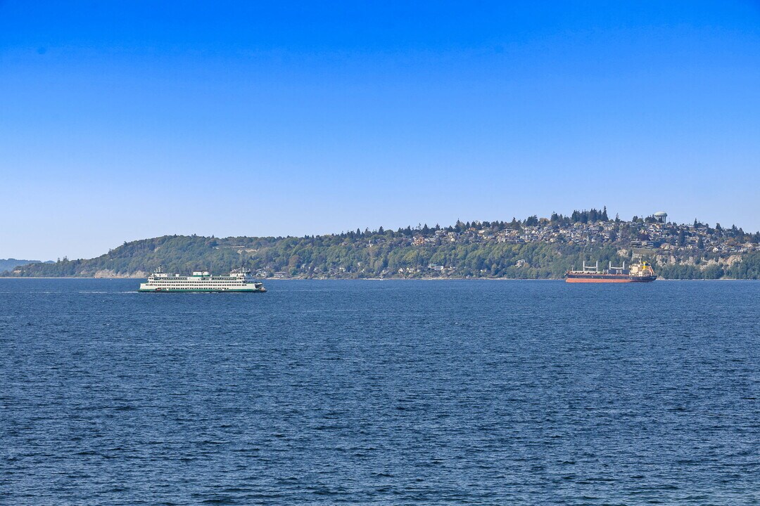 2200 Alki Ave SW, Unit Bonair Condominium in Seattle, WA - Foto de edificio